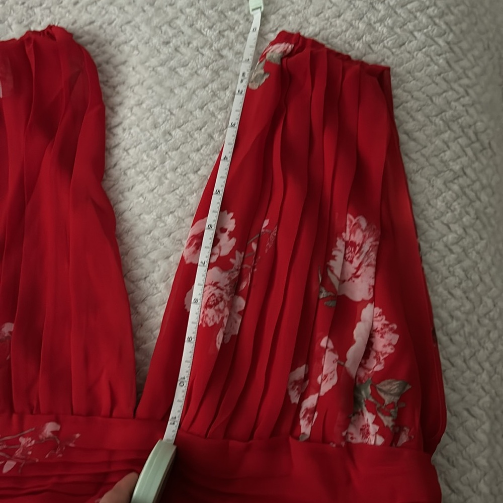 Size XL Lulus red floral dress, summer dress, wedding dress, any occasion dress! - Picture 3 of 12